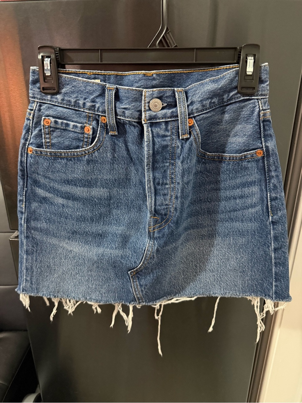 Levi’s Premium High-Rise Denim Mini Skirt W25 Raw Hem Medium Wash